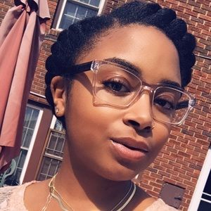 Meet your Posher, Janae